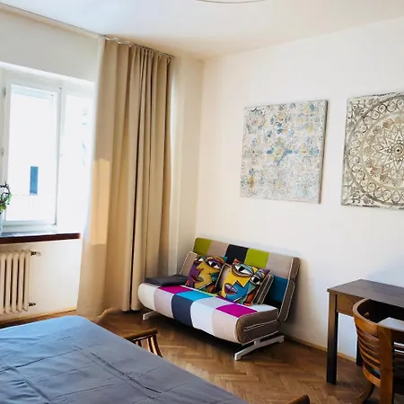 Luxury Dlouha