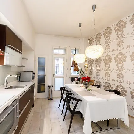 דירה Luxury Dlouha פראג